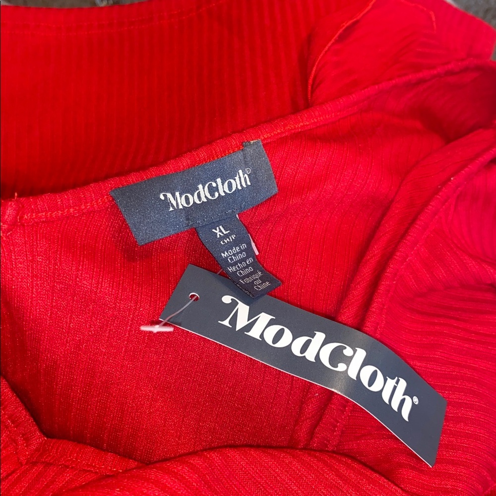 NWT MODCLOTH Ruffle Me This Red Ribbed Tank XL - Picture 3 of 6